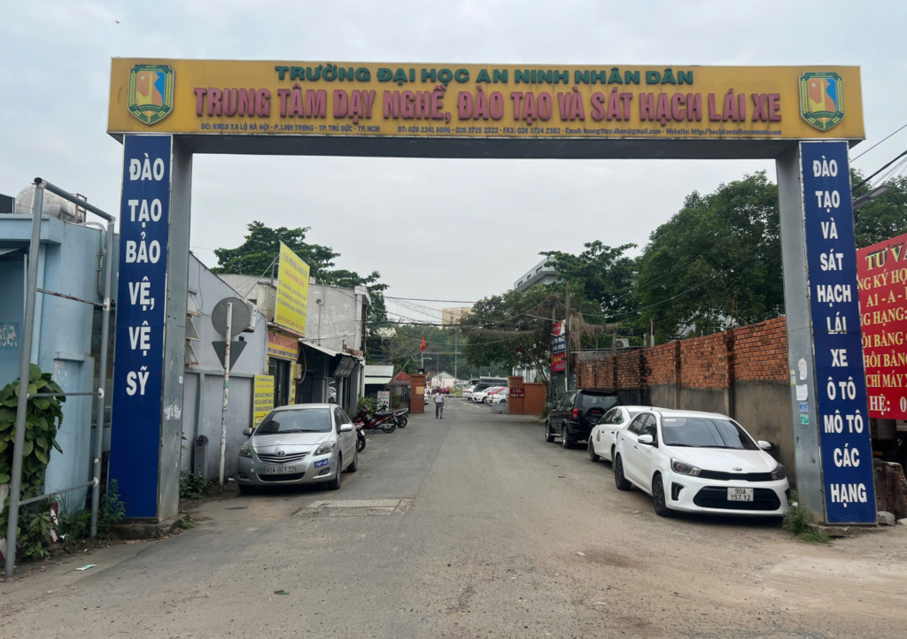 Trung Tâm Dạy Nghề, Đào Tạo Và Sát Hạch Lái Xe Thuộc Trường Cđ Cảnh Sát Nhân Dân II-Học Bằng B Số Sàn