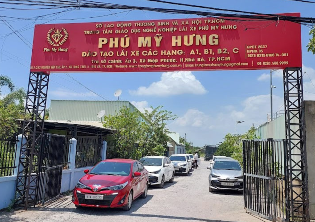 Trung Tâm Giáo Dục Nghề Nghiệp Lái Xe Phú Mỹ Hưng-Trường Dạy Lái Xe TPHCM