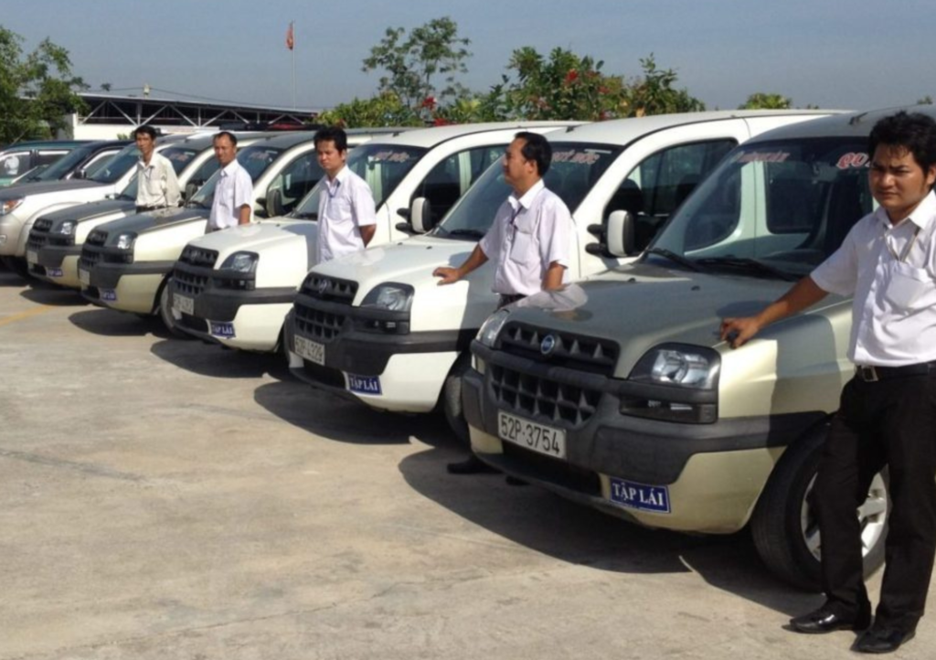Trung Tâm Giáo Dục Nghề Nghiệp Quý Đức - Thi Bằng Lái Xe B TPHCM
