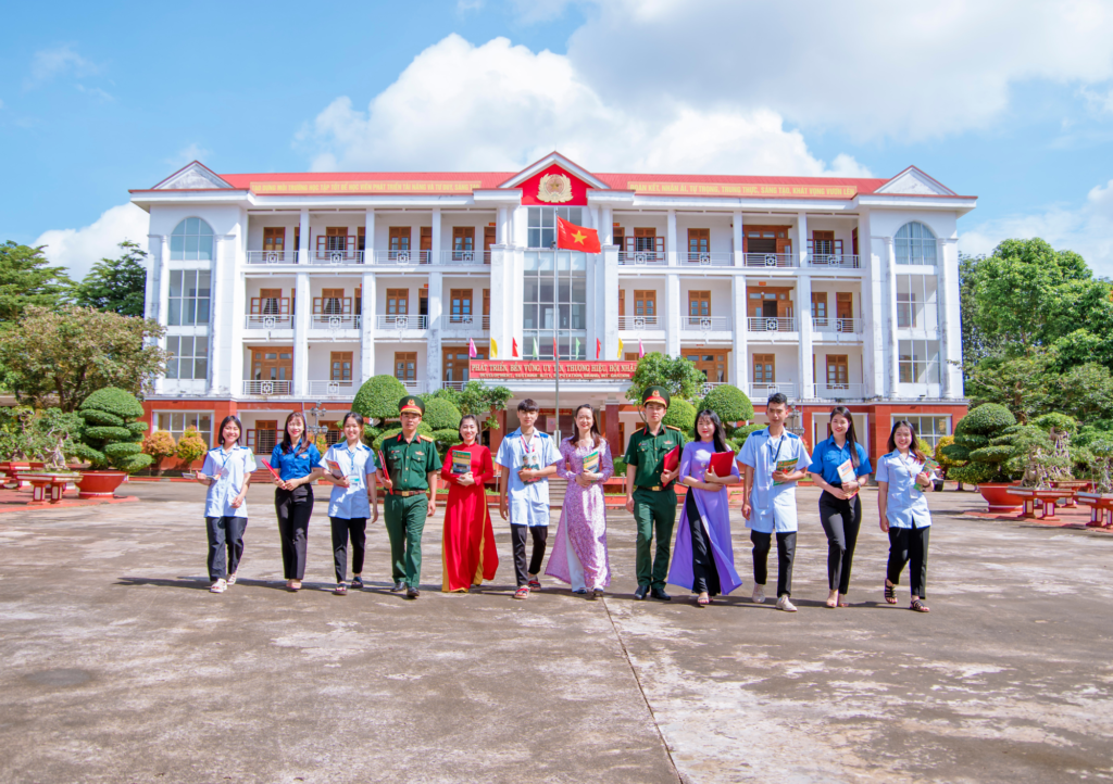 Trường Cao Đẳng Nghề Số 21 - Học Lái Xe Hơi TPHCM