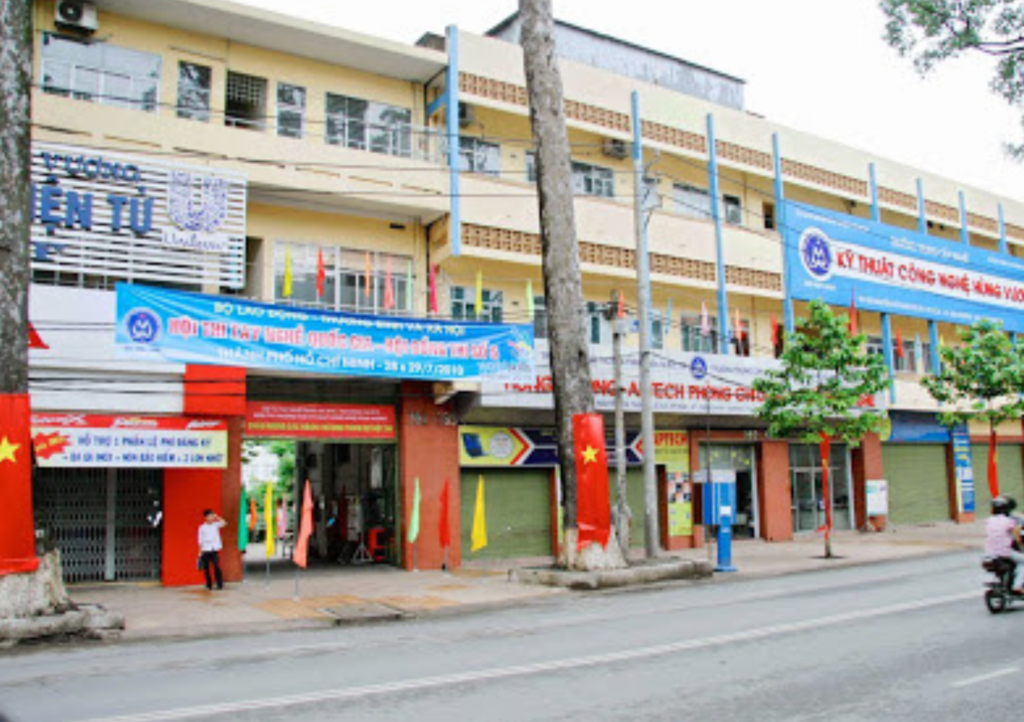 Trường Trung Cấp Nghề Kỹ Thuật Cn Hùng Vương-Học Bằng C Trả Góp