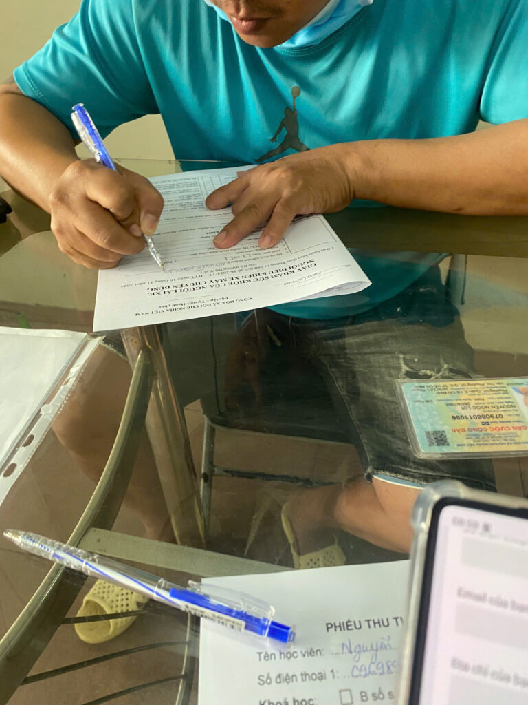 Hỗ Trợ Làm Hồ Sơ Bằng C1-Chi Phí Học Bằng C1