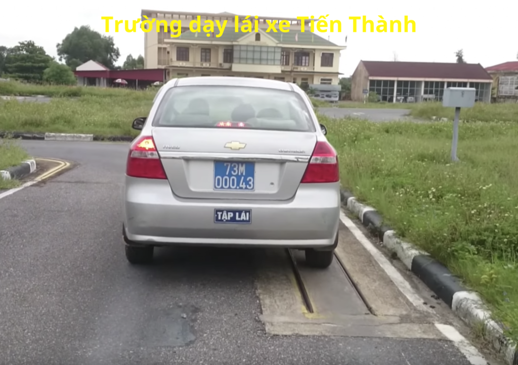 Trường dạy lái xe Tiến Thành - Học bằng lái xe A1 TPHCM